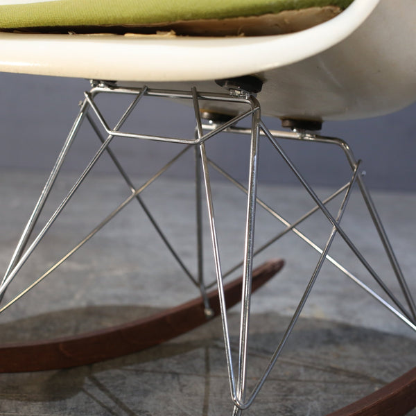 1970's Vitra RAR Rocker Armchair by Eames @ REHAUS