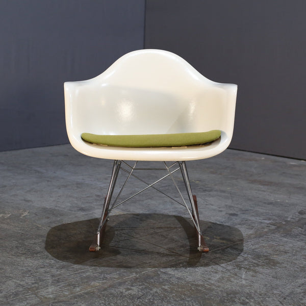 1970's Vitra RAR Rocker Armchair by Eames @ REHAUS