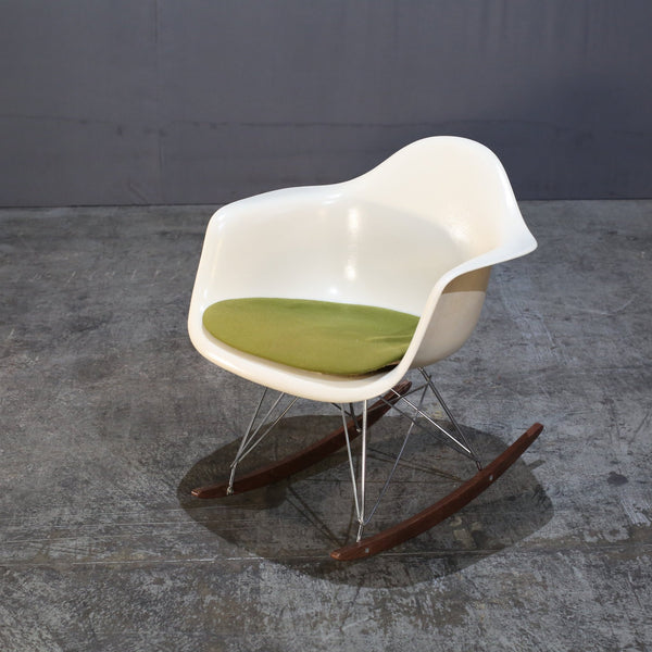 1970's Vitra RAR Rocker Armchair by Eames @ REHAUS