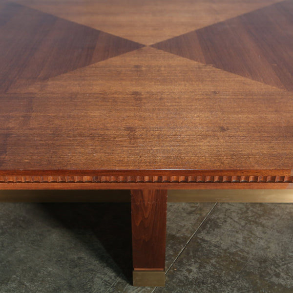 Adjustable Wooden Dining Table @ REHAUS