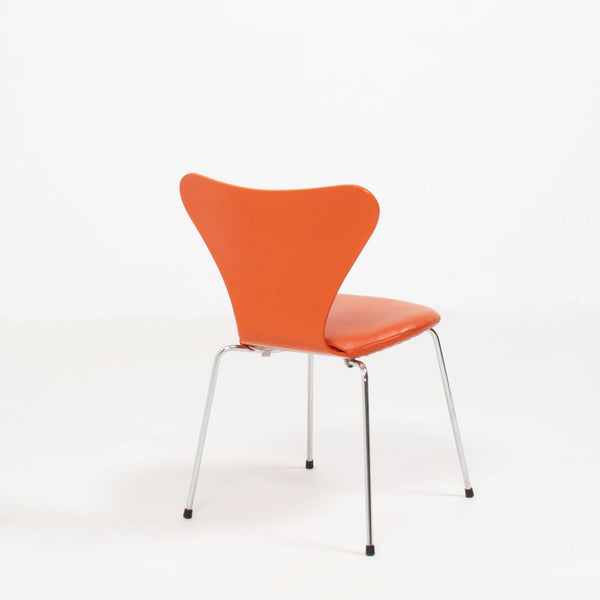 Arne Jacobsen for Fritz Hansen Orange Leather Series 7 Chair - REHAUS - arne jacobsen