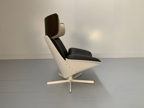 B&B Italia Almora Lounge Armchair & Footrest - In Merino & Grey Leather @ REHAUS