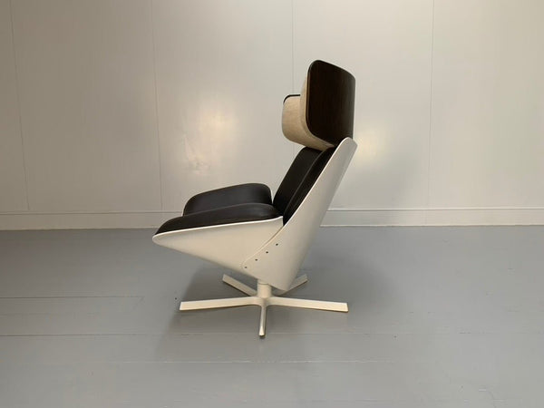 B&B Italia Almora Lounge Armchair & Footrest - In Merino & Grey Leather @ REHAUS