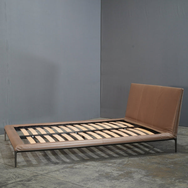 B&B Italia Atoll Queen Bed by Citterio @ REHAUS