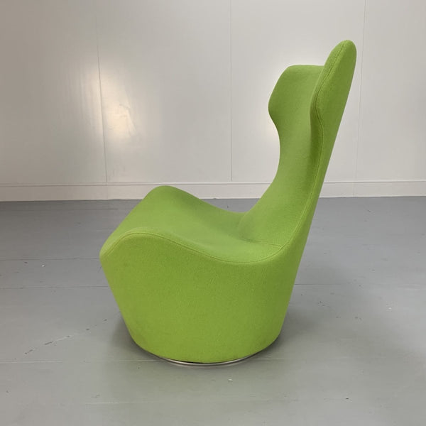 B&B Italia Grande Papilio Armchair - In Green Ego Wool @ REHAUS