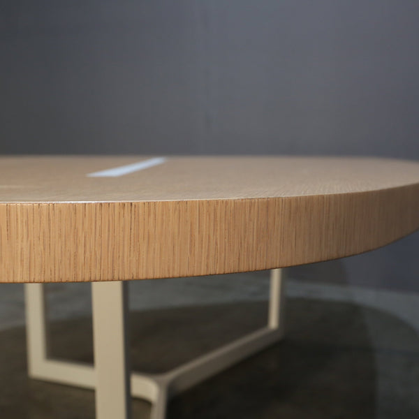 B&B Italia Seven Dining Table @ REHAUS