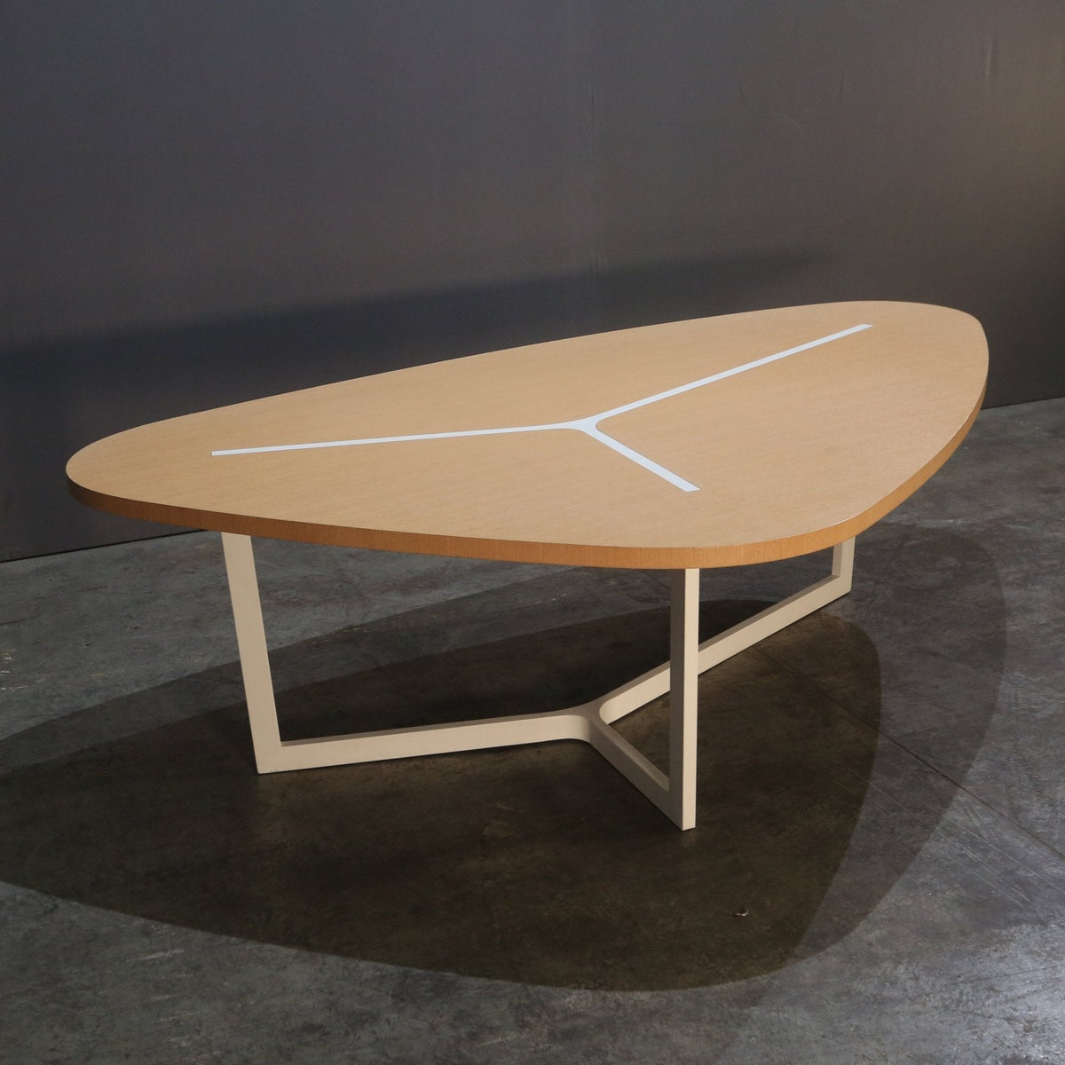 B&B Italia Seven Dining Table REHAUS