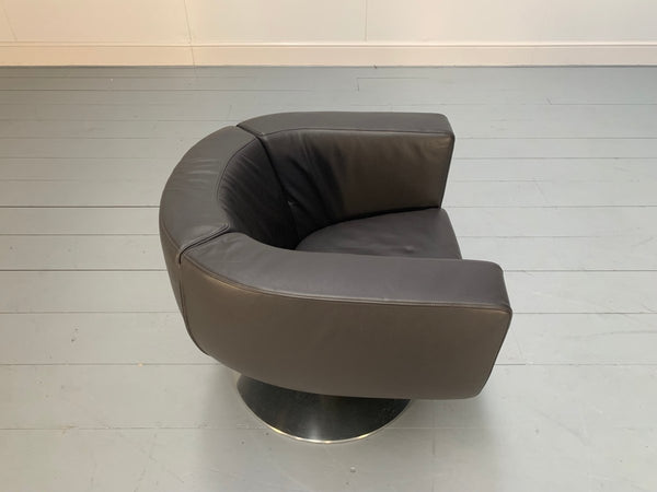 B&B Italia Tulip Armchair - In Dark Brown Gamma Leather @ REHAUS