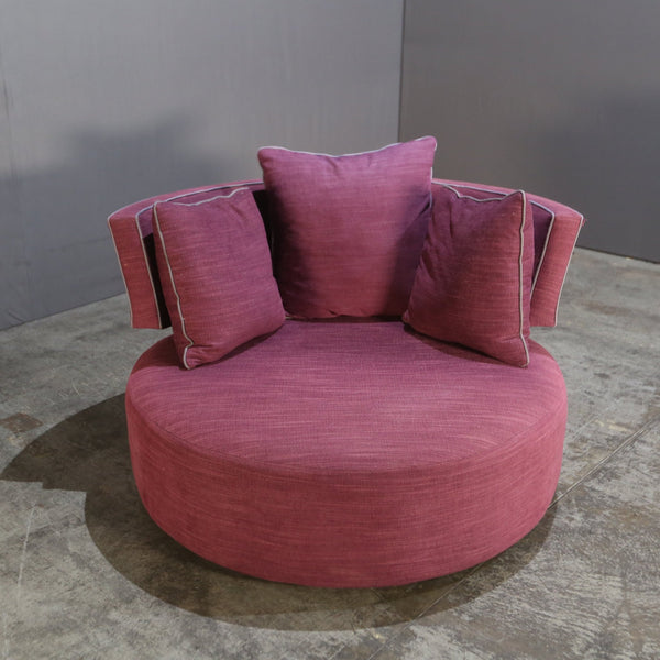 Bespoke Purple Love Seat @ REHAUS