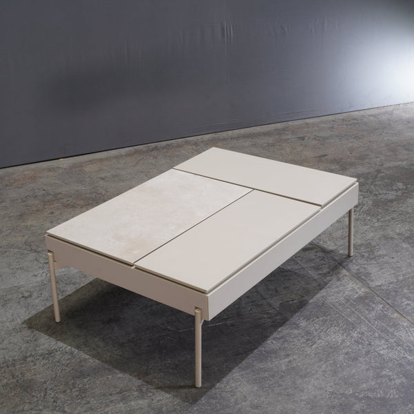 BoConcept Chiva Functional Coffee Table by Morten Georgsen - REHAUS - BoConcept