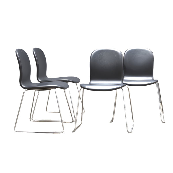 Cappellini Stackable Tate Chair in Black by Jasper Morrison - REHAUS - Cappellini