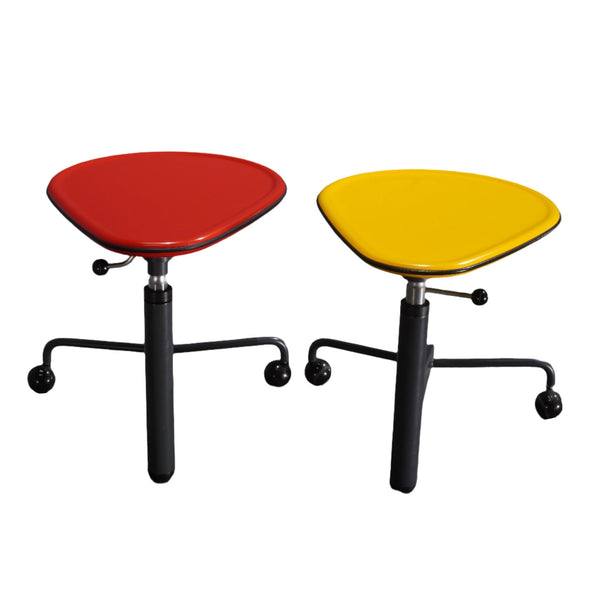 Cassina Kick Pivoting Table by Toshiyuki Kita - REHAUS - Cassina