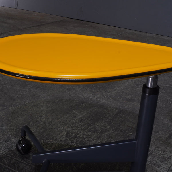 Cassina Kick Pivoting Table by Toshiyuki Kita - REHAUS - Cassina