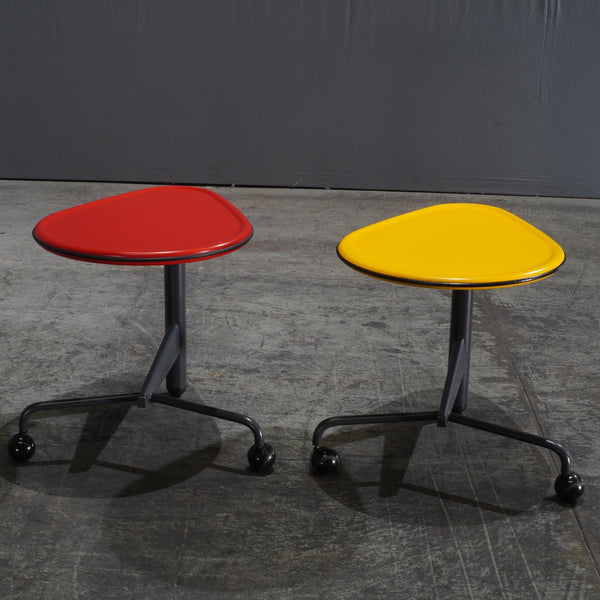 Cassina Kick Pivoting Table by Toshiyuki Kita - REHAUS - Cassina