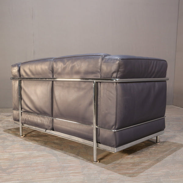 Cassina Two Seater Fauteuil Grand Confort Sofa by Le Corbusier @ REHAUS