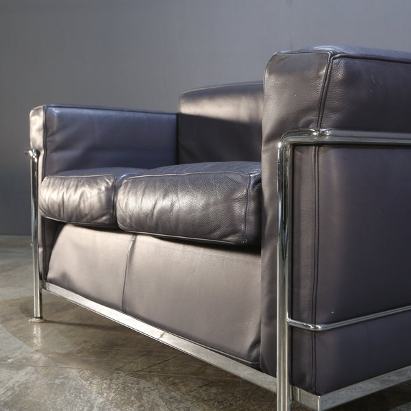 Cassina Two Seater Fauteuil Grand Confort Sofa by Le Corbusier @ REHAUS