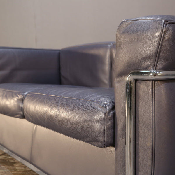 Cassina Two Seater Fauteuil Grand Confort Sofa by Le Corbusier @ REHAUS