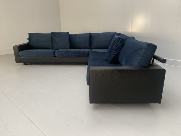 Flexform Status Sectional L - Shape Sofa - In Black Leather & Blue Velvet @ REHAUS