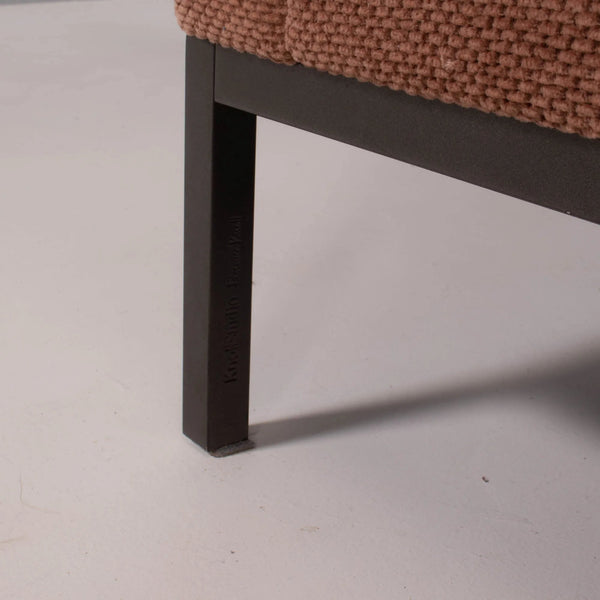 Florence Knoll for Knoll Dusky Pink Fabric Relax Sofa - REHAUS - Florence Knoll