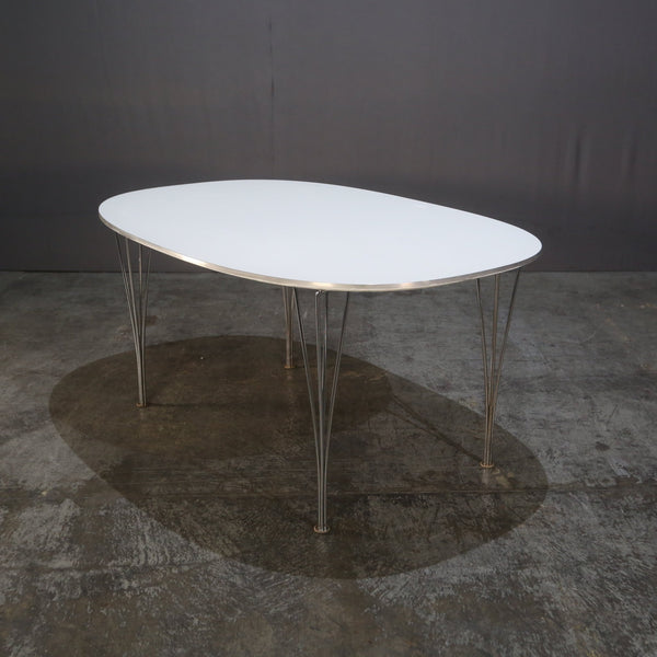 Fritz Hansen Superellipse Table by Piet Hein & Bruno Mathsson @ REHAUS