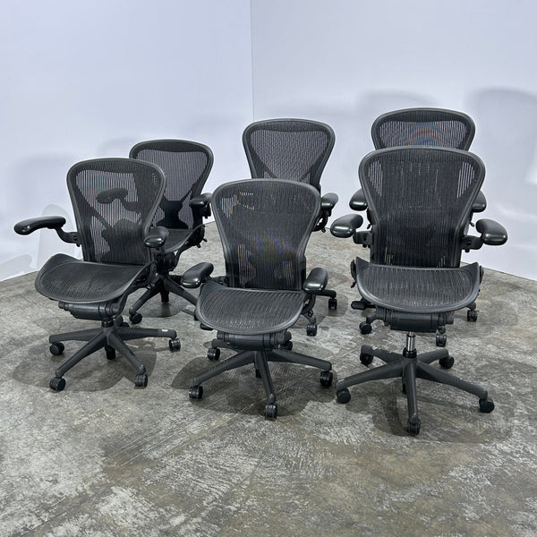 Herman Miller Aeron Desk Chair by Bill Stumpf and Don Chadwick @ REHAUS