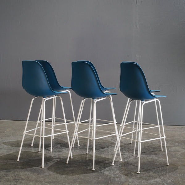 Herman Miller Blue Moulded Plastic Stool by Charles & Ray Eames - REHAUS - Herman Miller