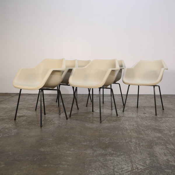 Hille Armchair by Robin Day @ REHAUS
