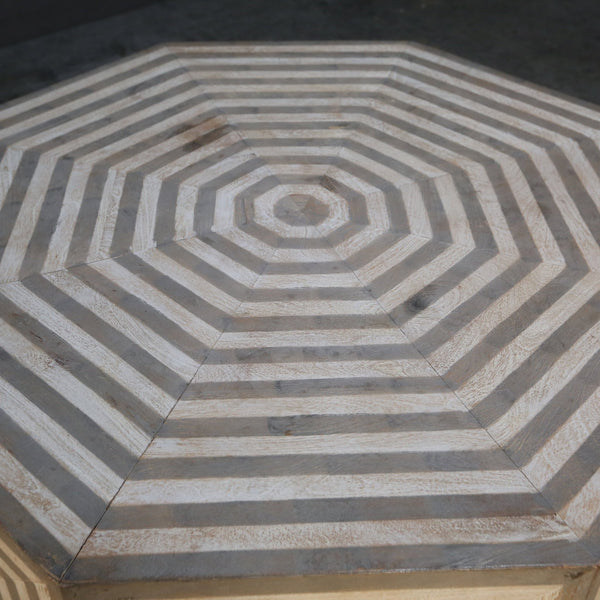 Hooker Furniture Mango Wood Coffee Table on Castors @ REHAUS