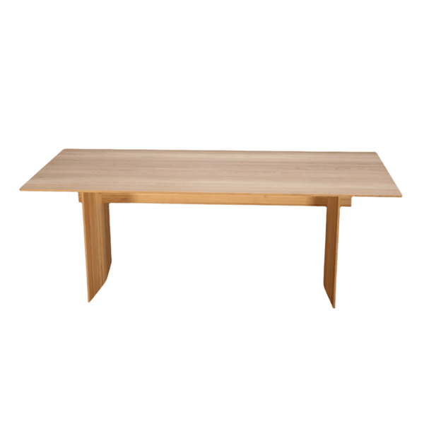Karimoku Case Dining Table @ REHAUS