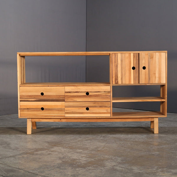Karpenter Brooklyn Shelving Unit by Hugues Revuelta @ REHAUS
