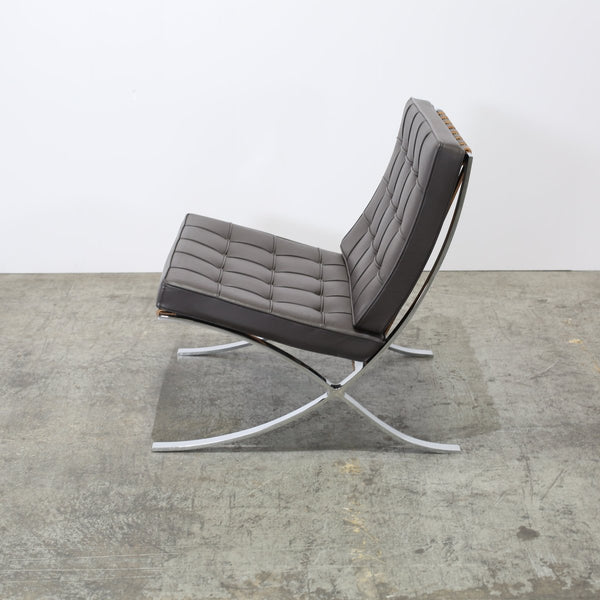 Knoll Barcelona Brown Leather Chairs by Ludwig Mies van der Rohe, Set of Two @ REHAUS