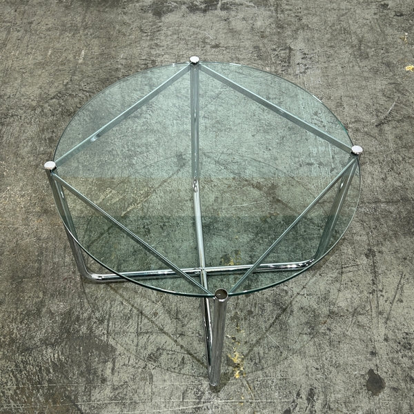 Knoll MR Low Glass Table by Ludwig Mies van der Rohe @ REHAUS