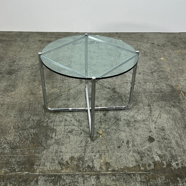 Knoll MR Low Glass Table by Ludwig Mies van der Rohe @ REHAUS