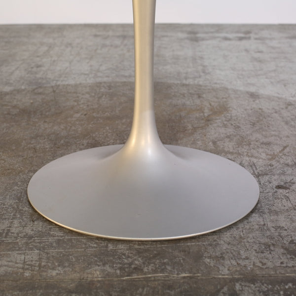 Knoll Saarinen Round Table @ REHAUS