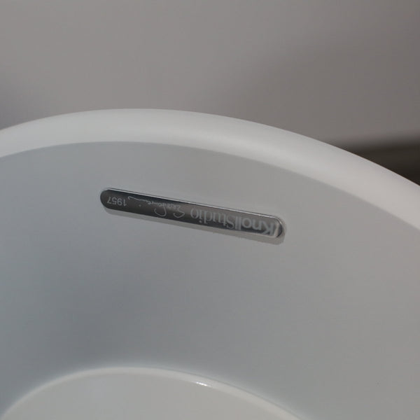 Knoll Saarinen Tulip Dining Table @ REHAUS