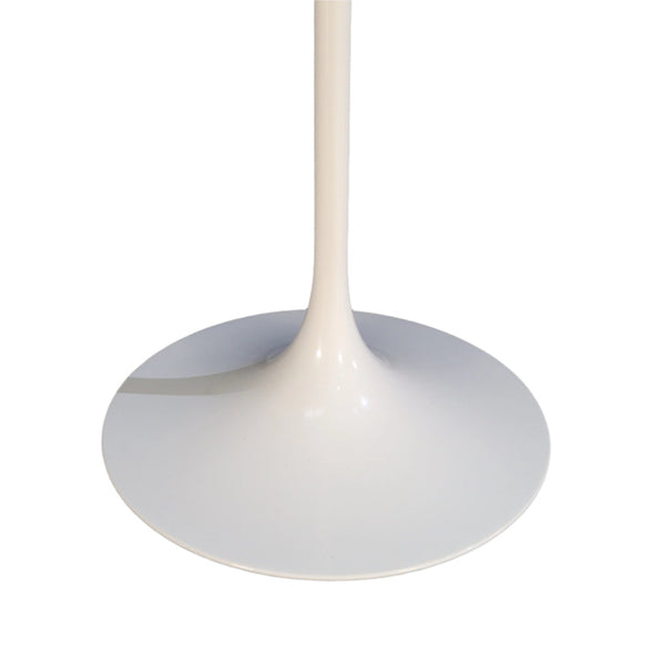 Knoll Side Table by Eero Saarinen @ REHAUS