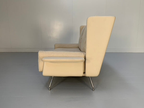 Knoll Studio A&A Sofa - In Kvadrat Wool & Linen @ REHAUS