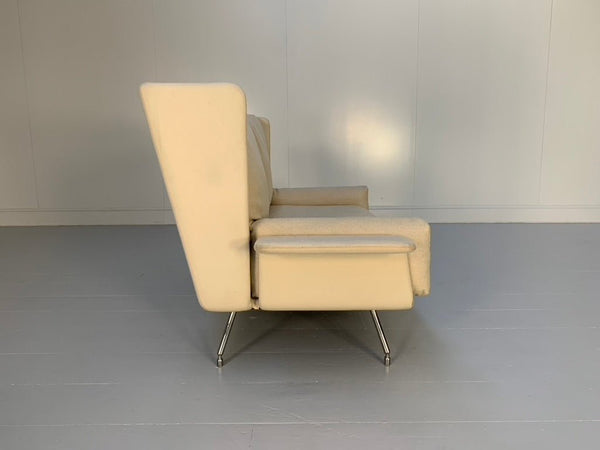 Knoll Studio A&A Sofa - In Kvadrat Wool & Linen @ REHAUS