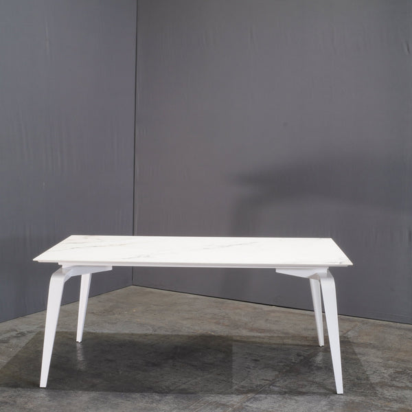 Ligne Roset Odessa Dining Table with White Lacquered Base by Mauro Lipparini - REHAUS - Ligne Roset