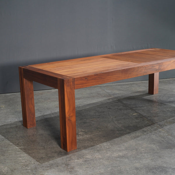 Linteloo VNU Dining Table by Henk Cos @ REHAUS