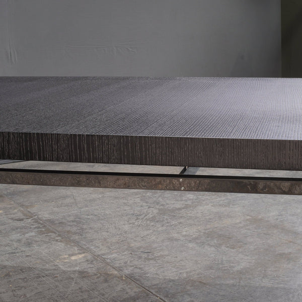 Maxalto Max Black Dining Table by Antonio Citterio @ REHAUS