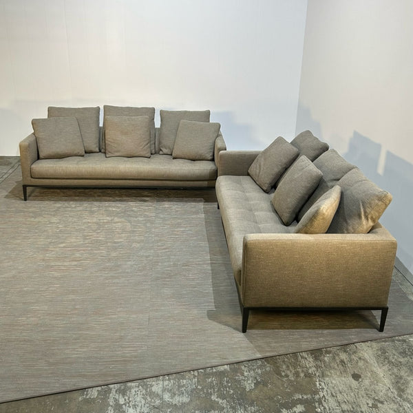 Maxalto Simpliciter Sofa by Antonio Citterio @ REHAUS