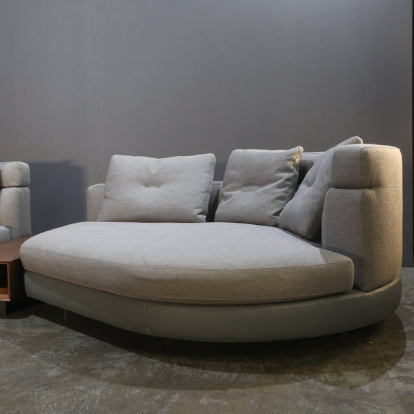Minotti Alexander Sofa by Rodolfo Dordoni @ REHAUS