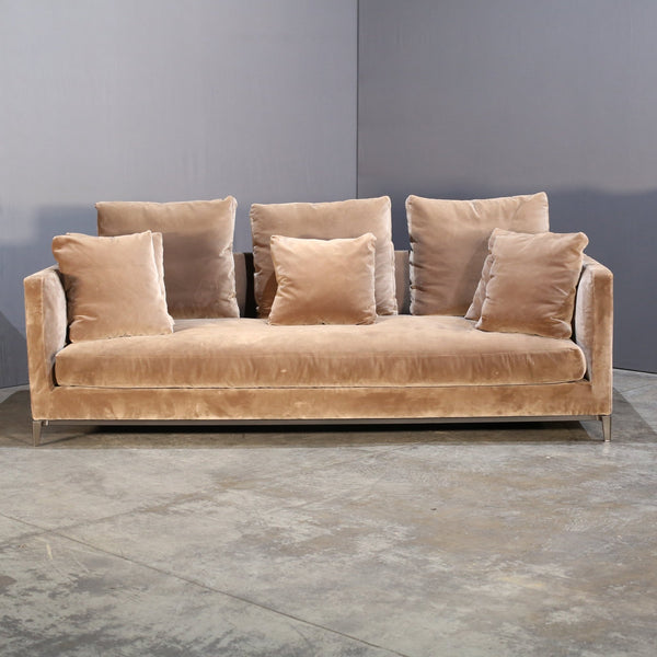 Minotti Andersen Six Seater Slim Sofa by Rodolfo Dordoni @ REHAUS