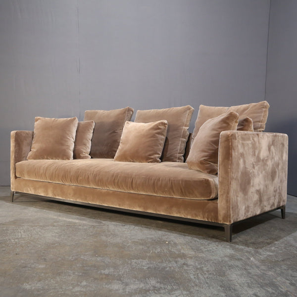 Minotti Andersen Six Seater Slim Sofa by Rodolfo Dordoni @ REHAUS