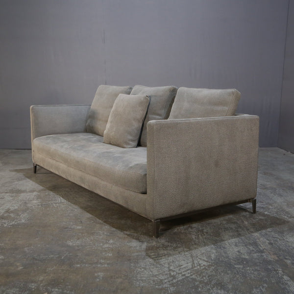 Minotti Andersen Slim Sofa by Rodolfo Dordoni @ REHAUS