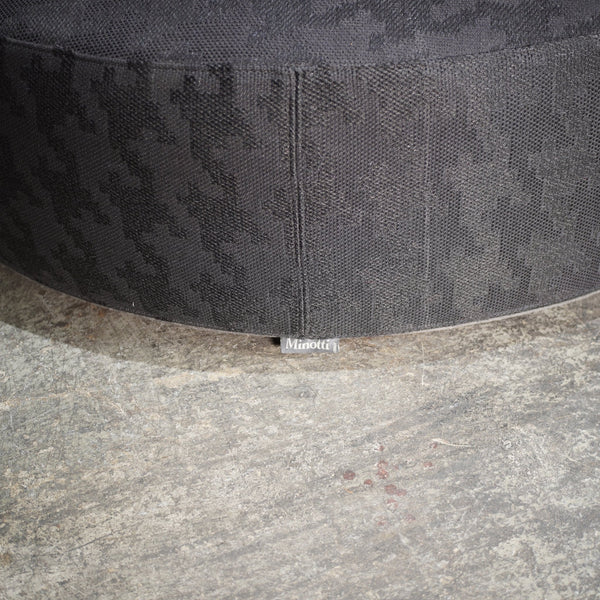 Minotti Davis Round Pouf by Rodolfo Dordoni @ REHAUS