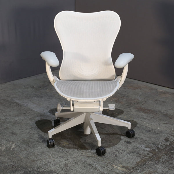 Mirra 2 Butterfly Office Chair by Herman Miller @ REHAUS