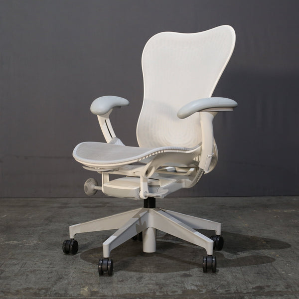 Mirra 2 Butterfly Office Chair by Herman Miller @ REHAUS