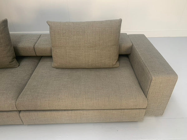 Molteni & C Turner 5 - Seat L - Shape Sofa - In Neutral Woven Fabric @ REHAUS